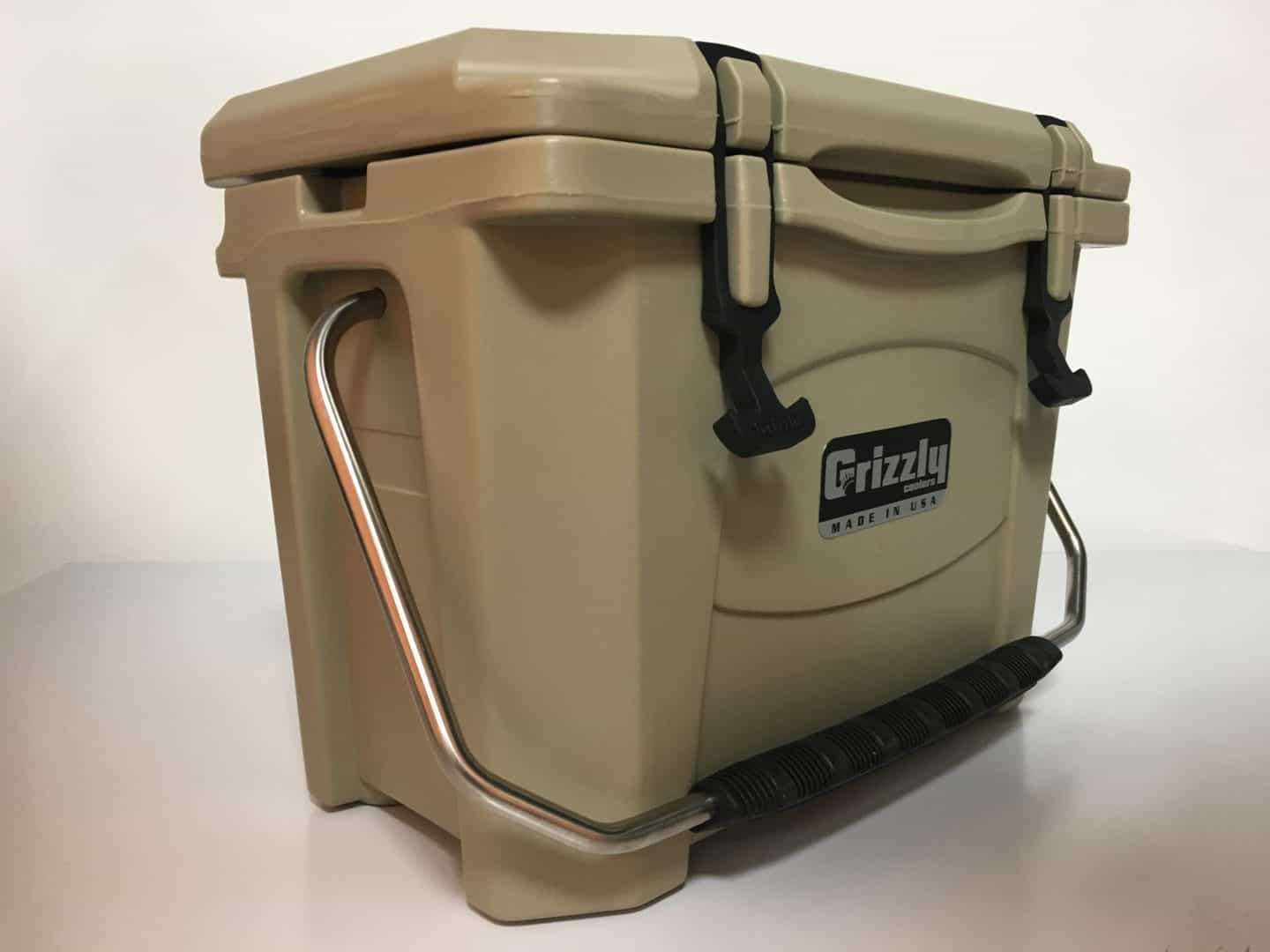 How To Install G15/G20 Stainless Steel Cooler Handle Grizzly Coolers