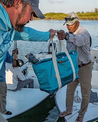 Grizzly Tote Bags