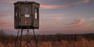 Grizzly hunting blind